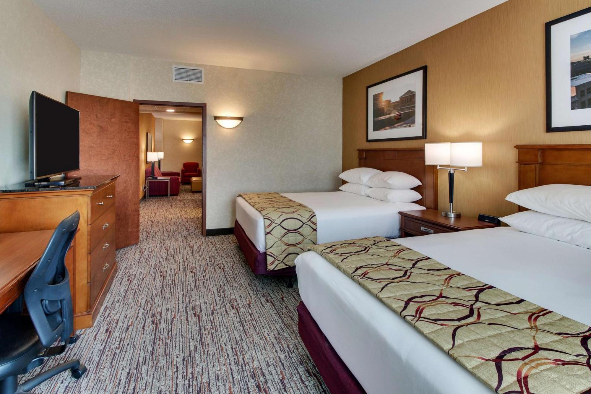 Drury Inn & Suites Meridian Buitenkant foto