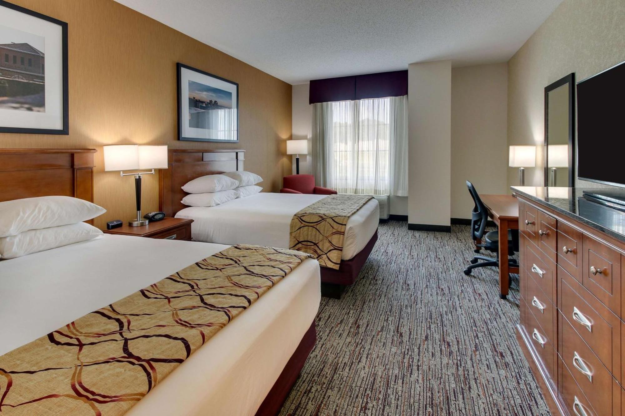 Drury Inn & Suites Meridian Buitenkant foto