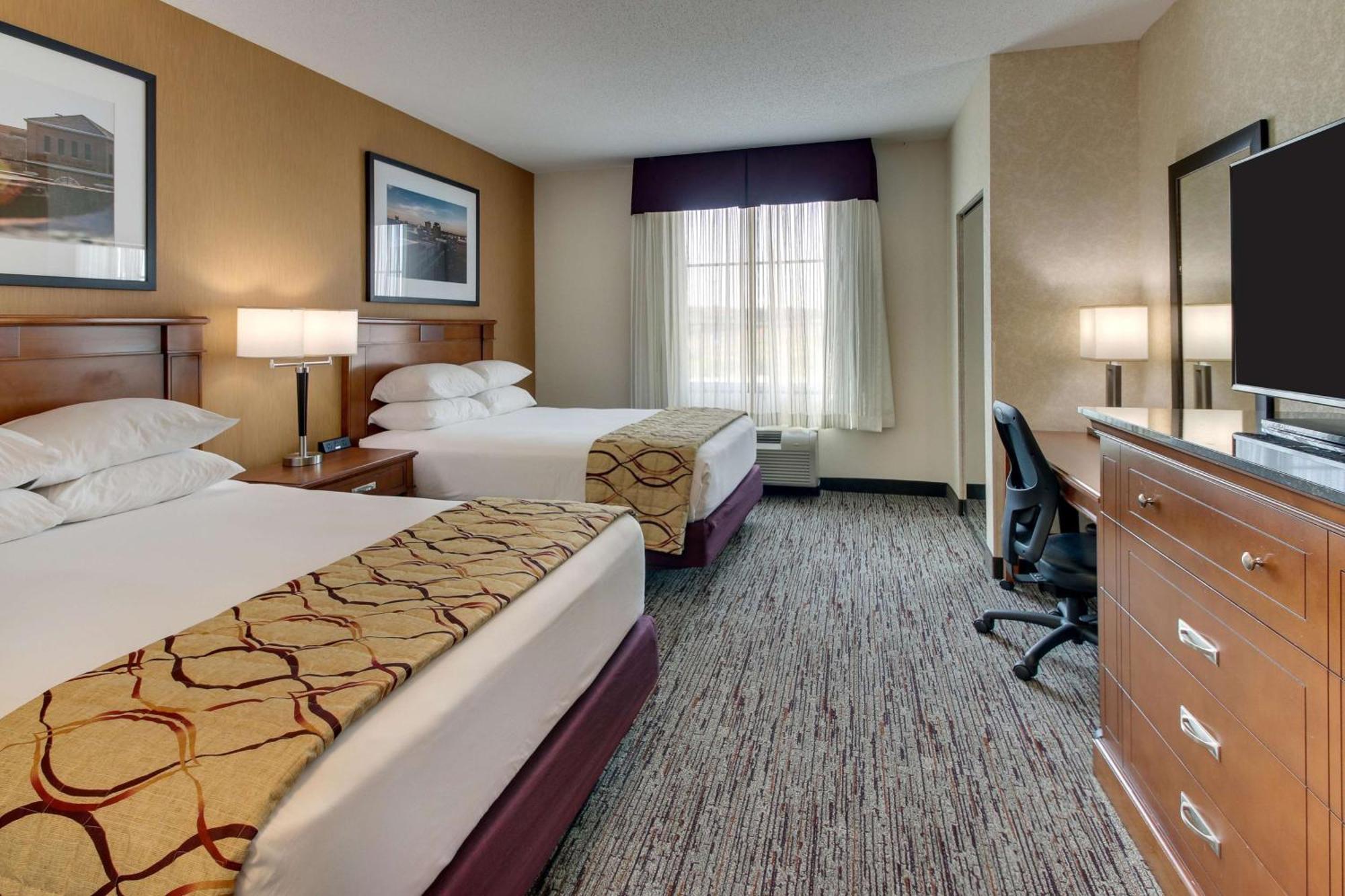Drury Inn & Suites Meridian Buitenkant foto