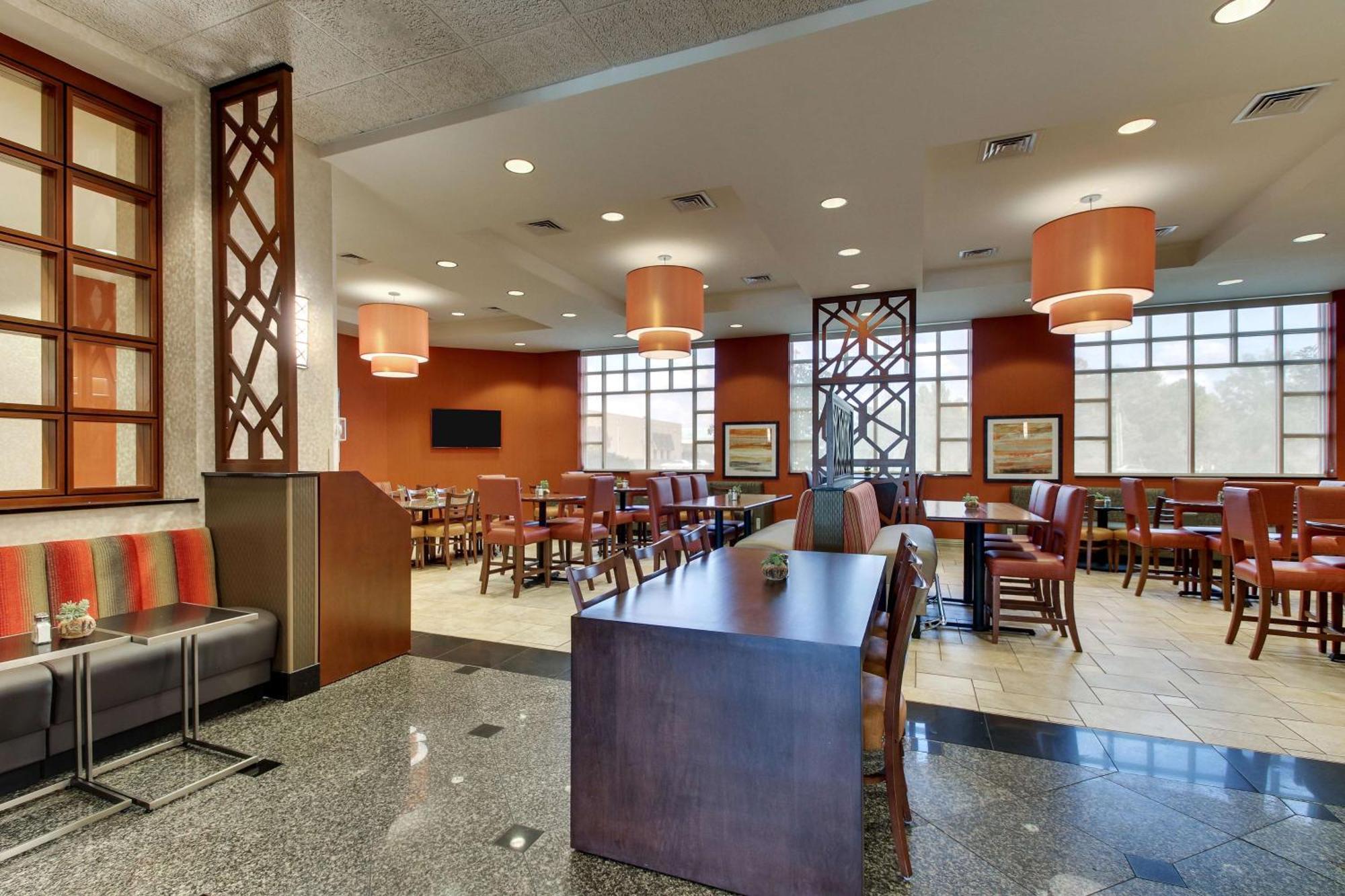 Drury Inn & Suites Meridian Buitenkant foto